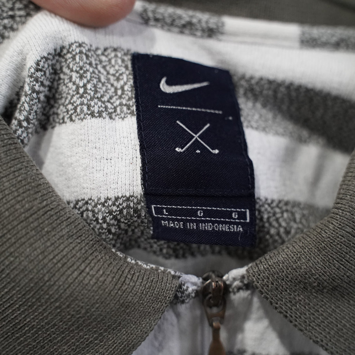 Vintage Nike Quarter-Zip Polo - White/Gray Stripe