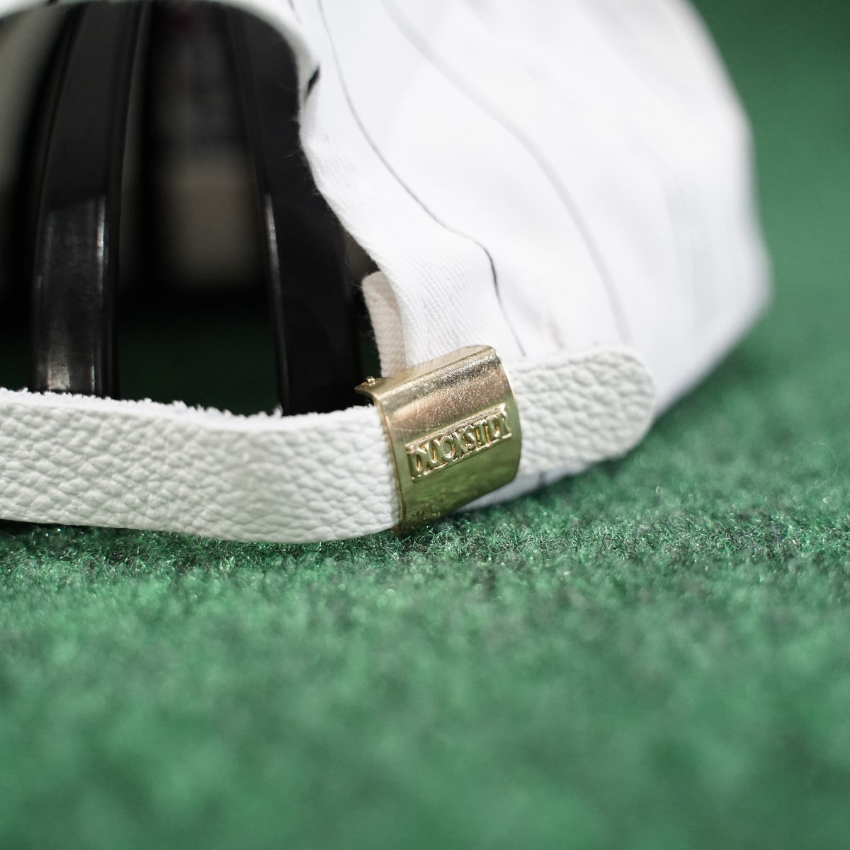 Bellerive Pinstripe Hat (White/Black Brim, Crest Embroidery)