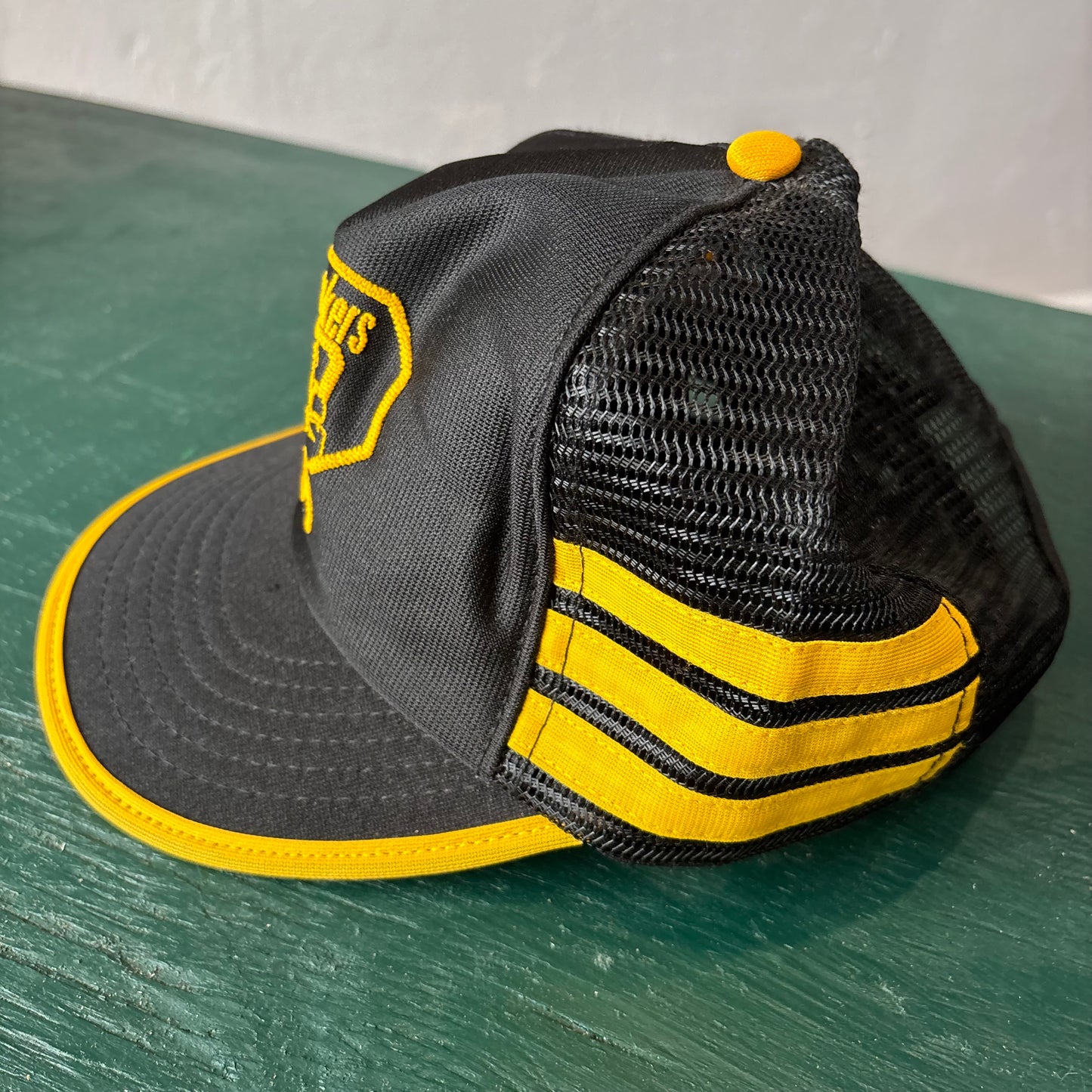 Vintage RARE Purdue Boilermakers Trucker Snapback Hat
