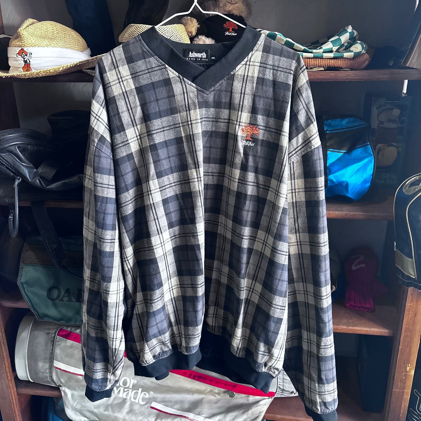 Vintage Oak Tree golf plaid pullover
