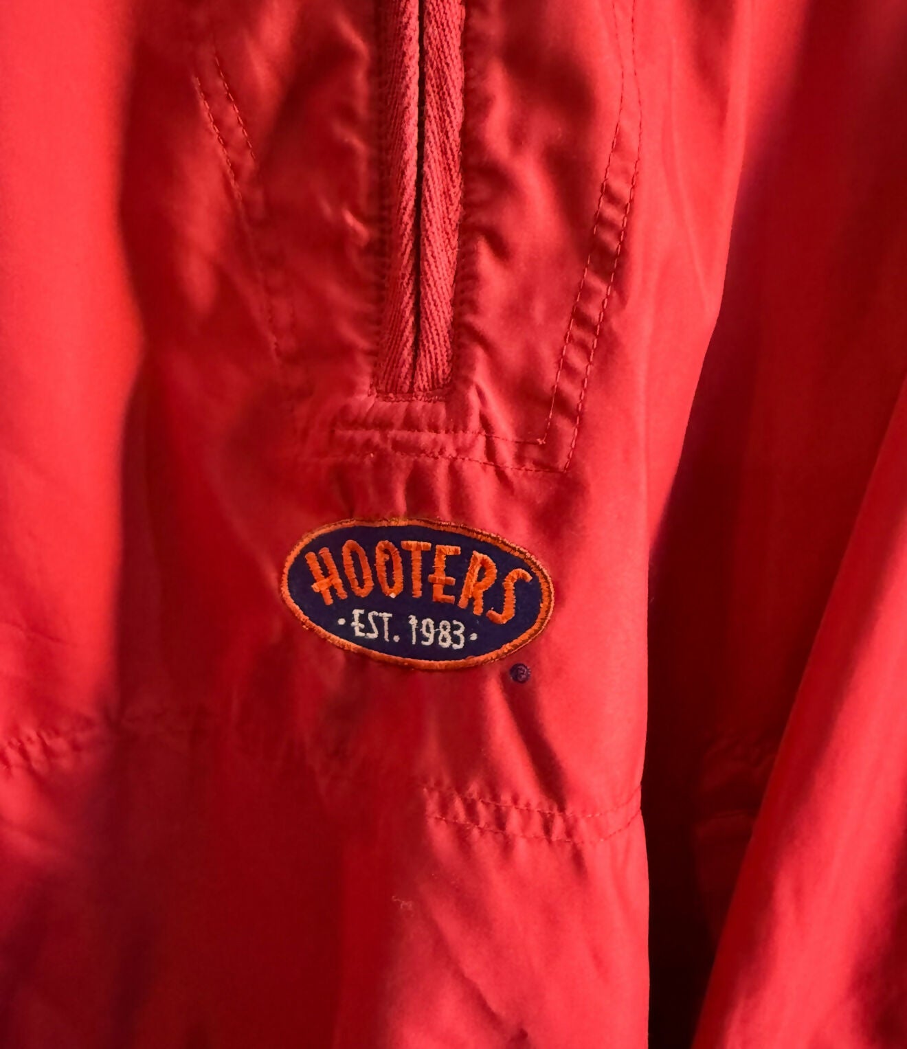 VTG Hooters Jacket 013